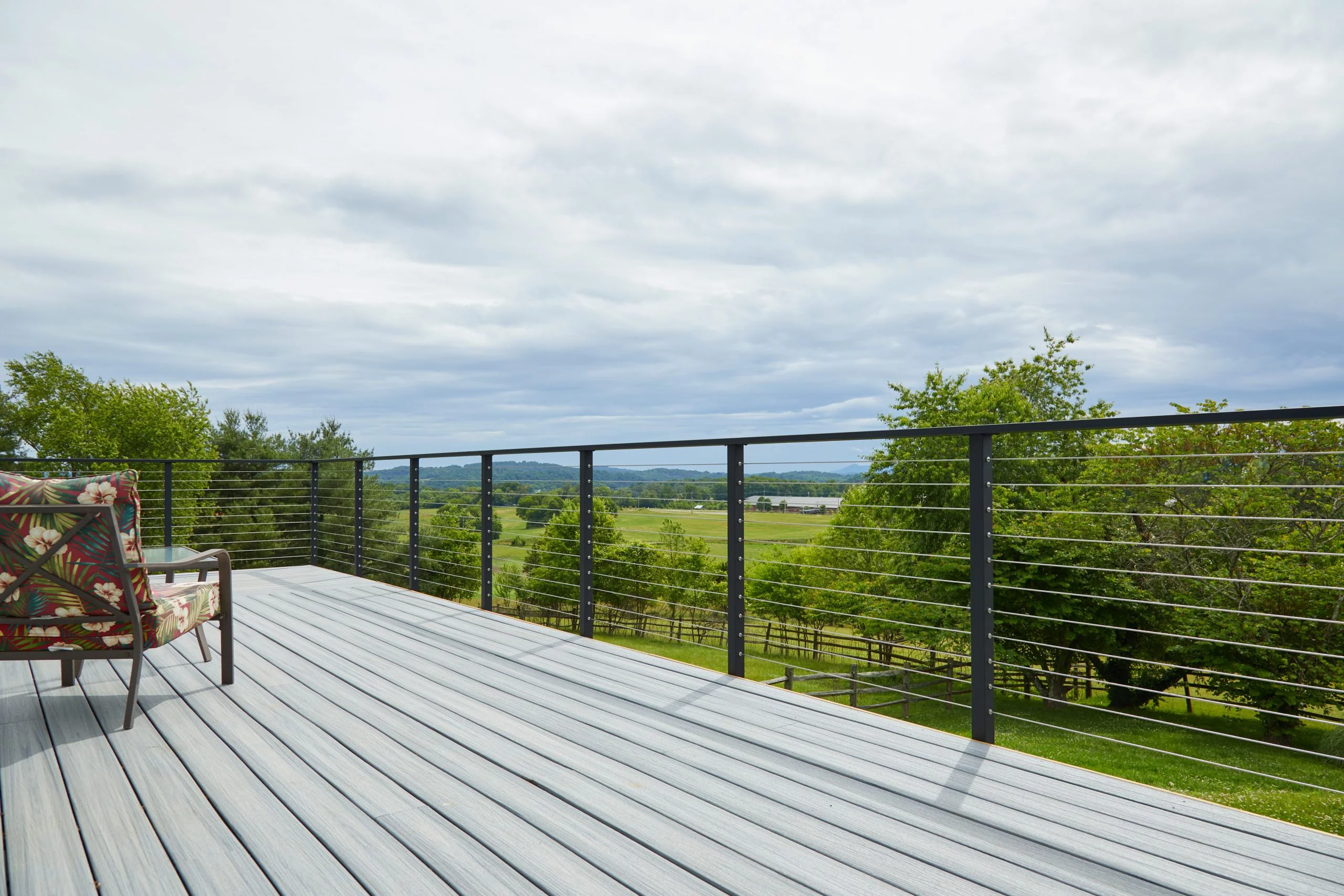 Cable Railing for a Modern Farmhouse - Viewrail