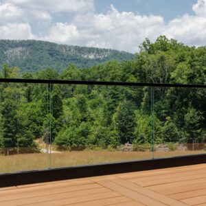 Modern Glass Railing in the Virginia Woods - Viewrail