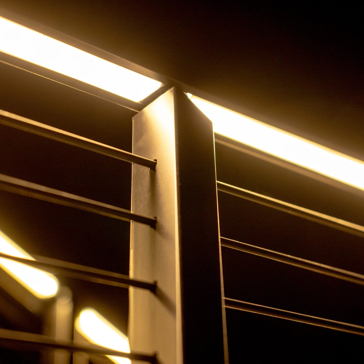 Signature Cable Railing - LED